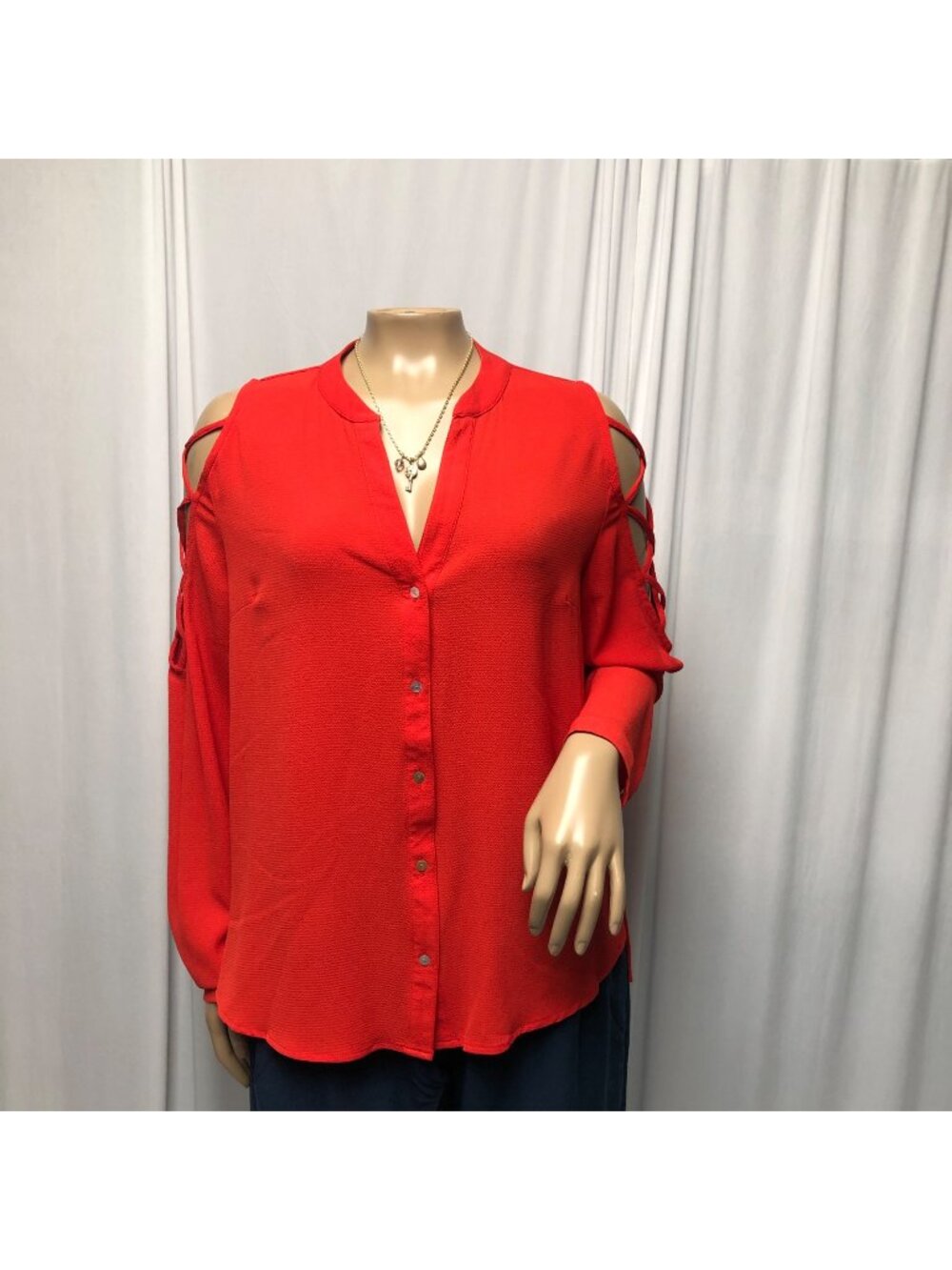 Staccato Blouse Womens Size Medium Red Cold Shoulder Sleeves Button Up Shirt NEW